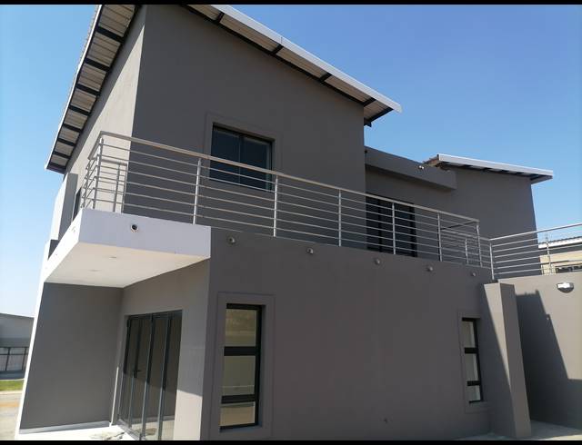 4 BEDROOM HOUSE FOR SALE IN BENDOR